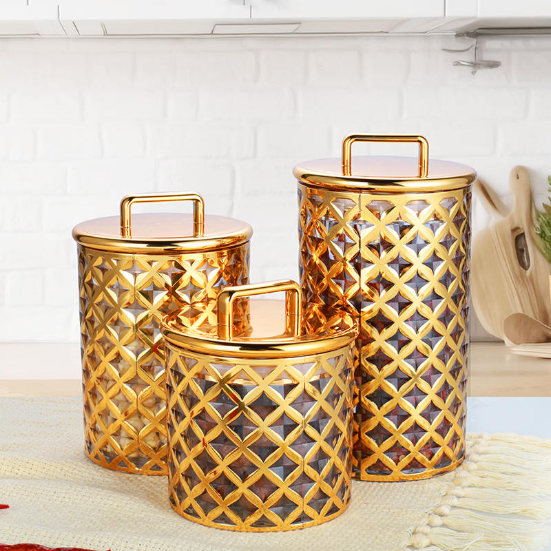 containers-10 diamond shaped gold